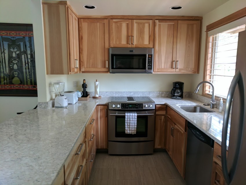 QuelahCondos102-NelsonPage-SistersOregon-kitchen QuelahCondos102-NelsonPage-SistersOregon-kitchen