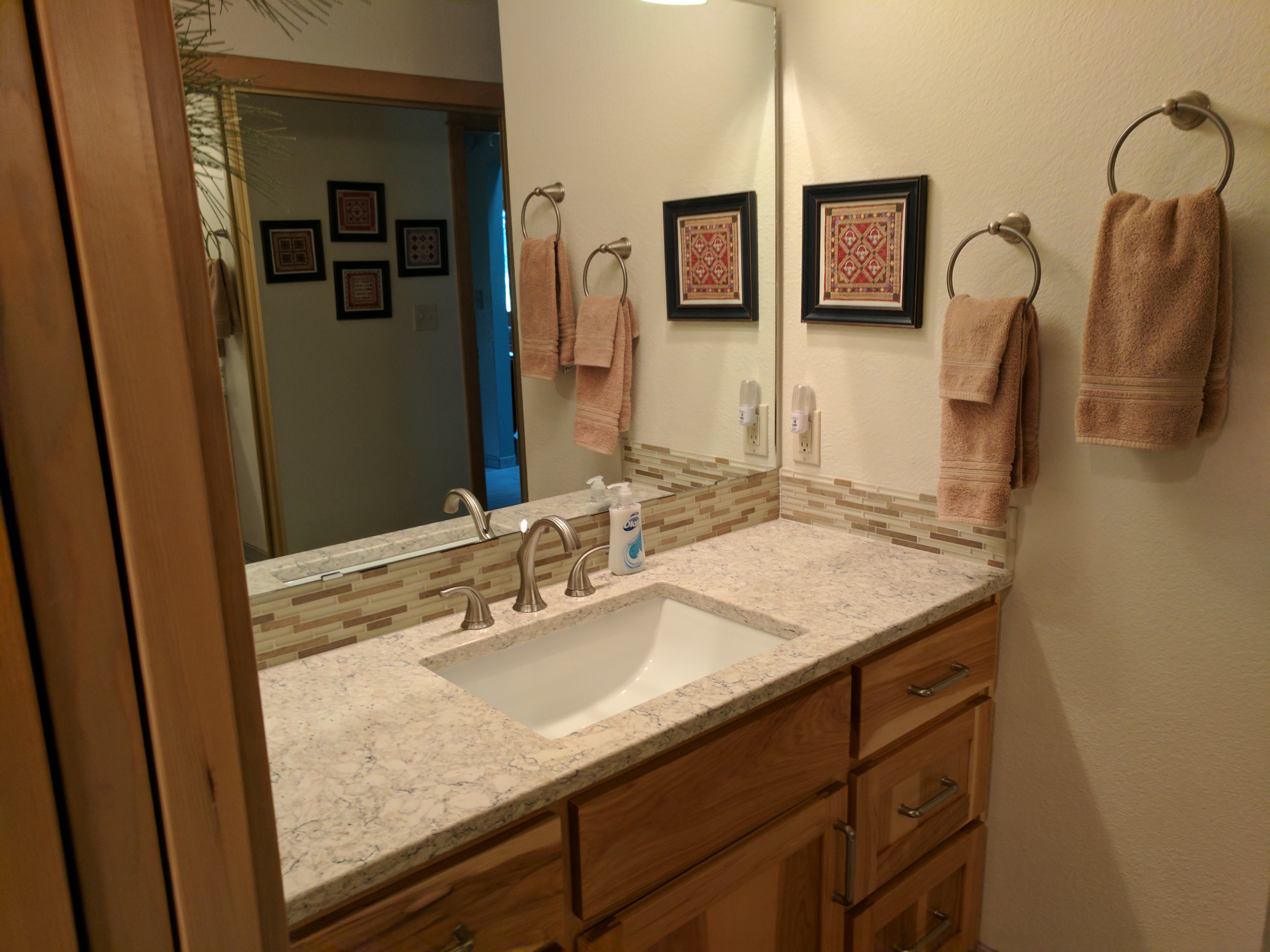 QuelahCondo102-BathroomMasterBedroom1 QuelahCondo102-BathroomMasterBedroom1